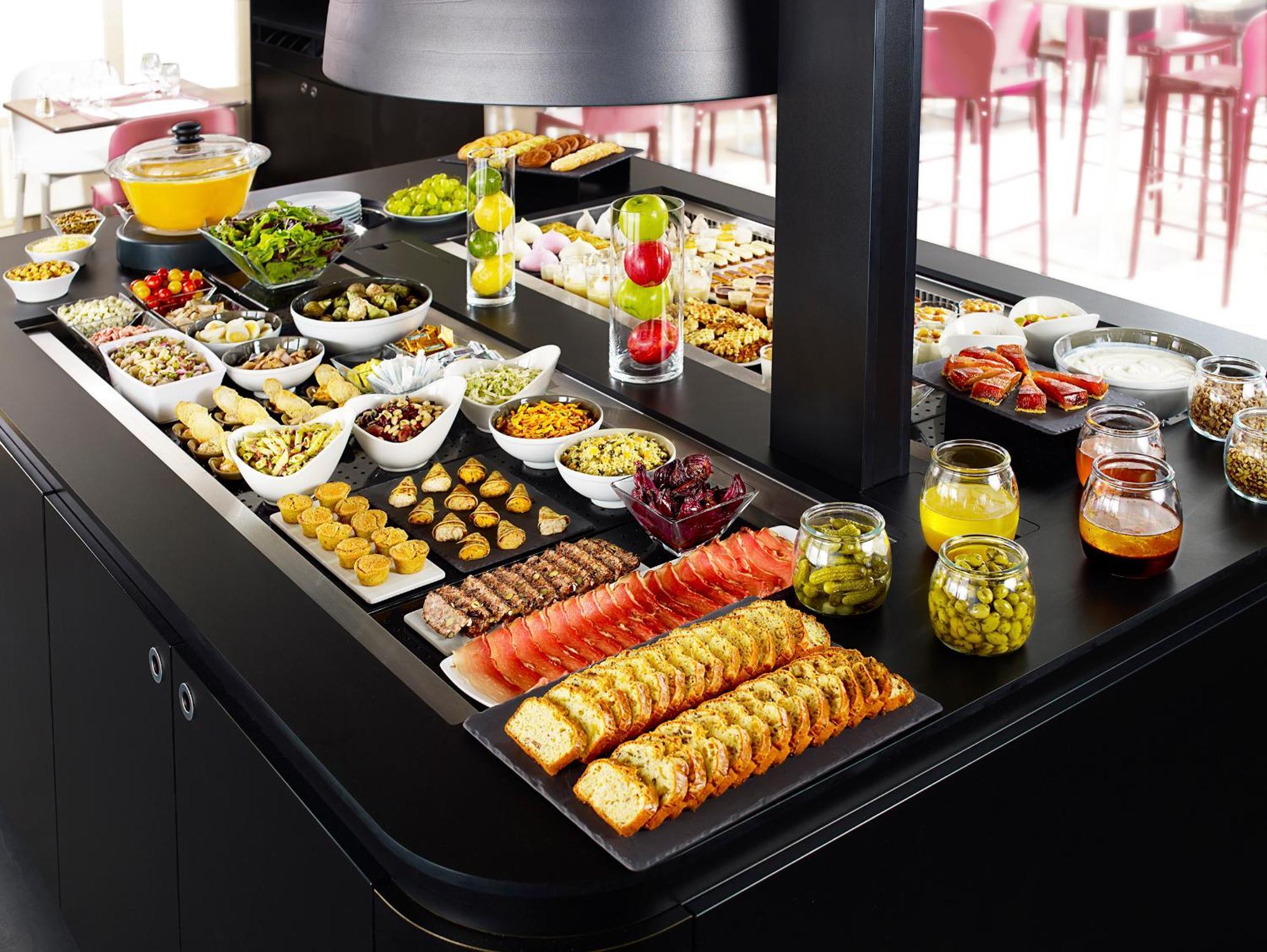 Campanile Lens Hotell Restaurant bilde